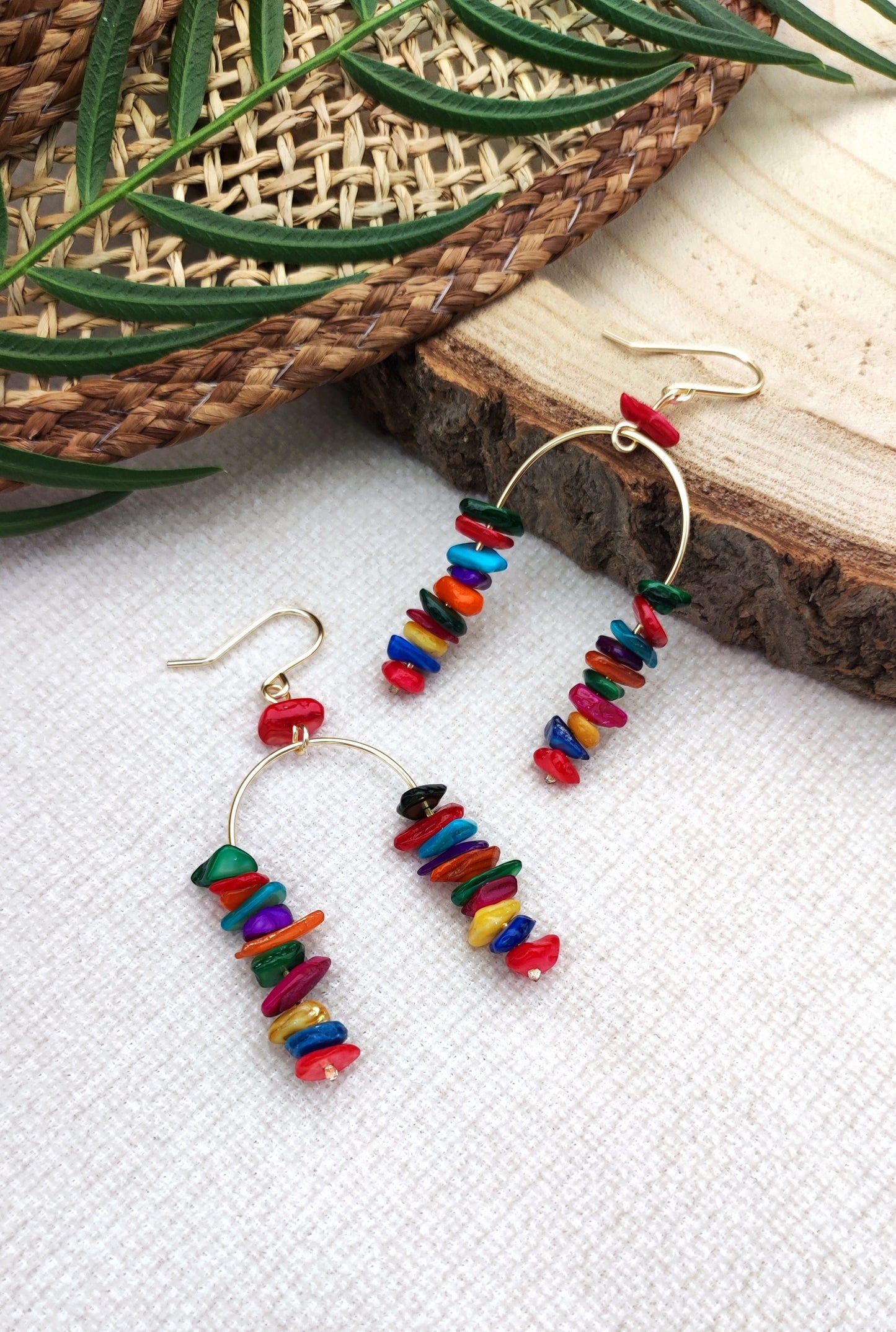 Pendientes Bohemios con Piedras de Colores